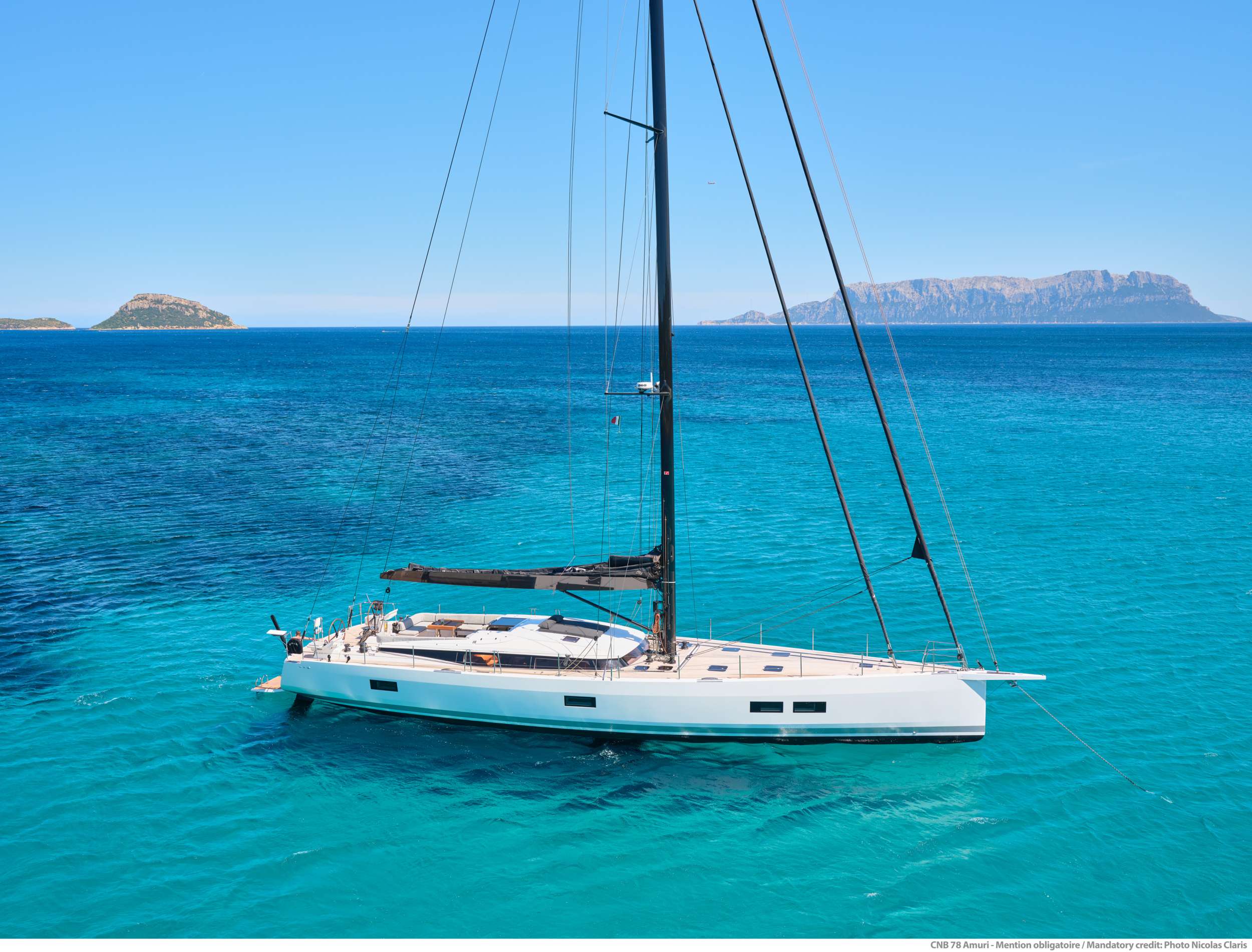 AMURI — yacht for charter in the Grenadines AMURI — crewed monohull for charter in St Vincent & The Grenadines