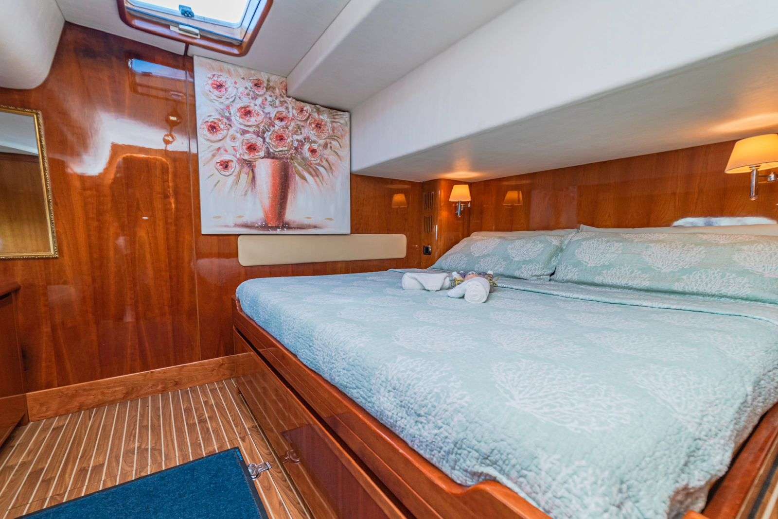 LADY MARIGOT exterior — luxury yacht charter