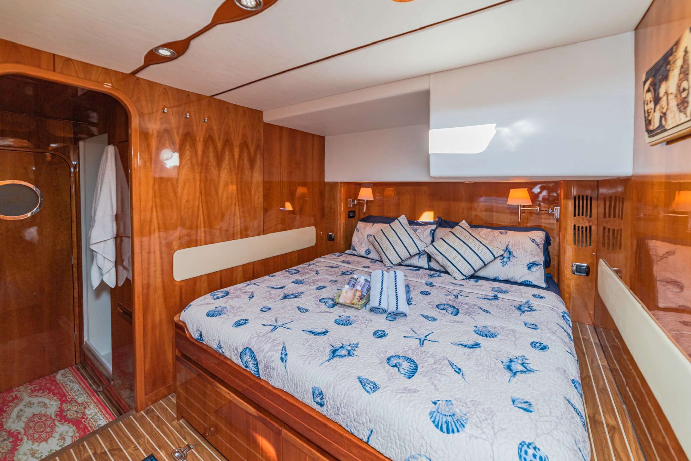 LADY MARIGOT exterior — luxury yacht charter