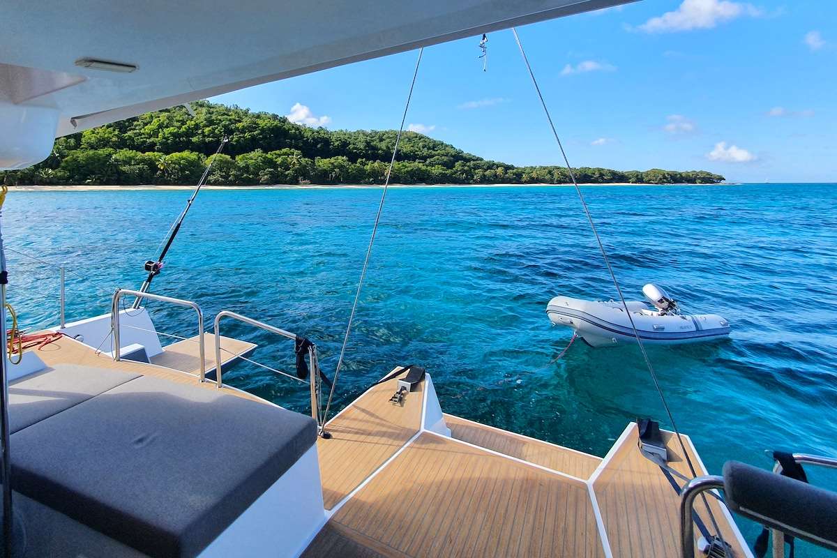 L'OCTANT exterior — luxury yacht charter