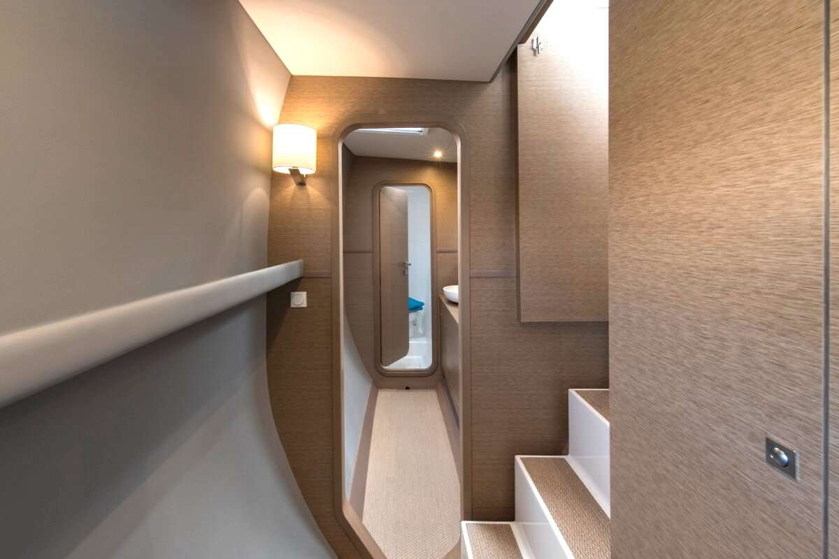 L'OCTANT exterior — luxury yacht charter