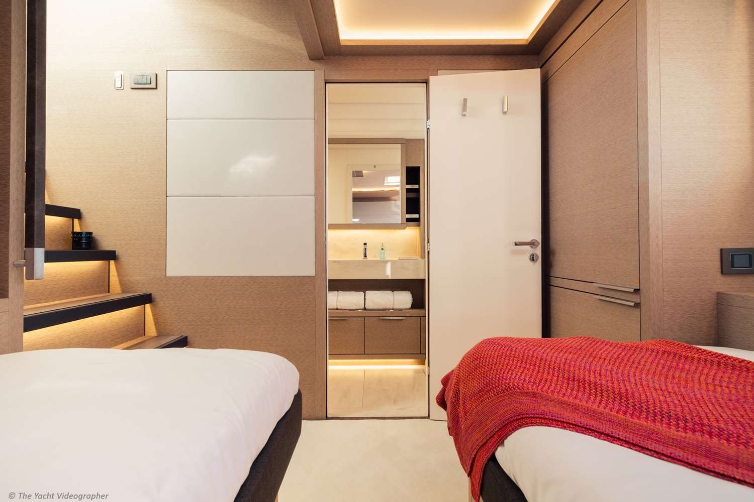 REVA NUI exterior — luxury yacht charter