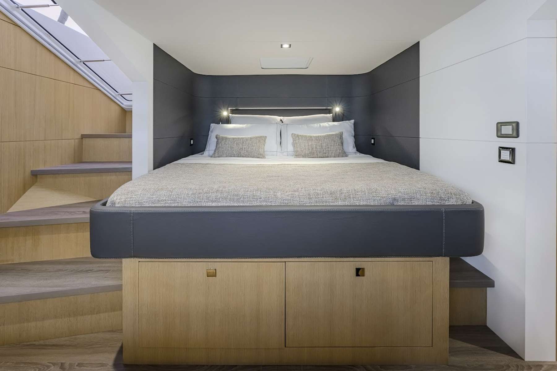 MYMLAN II exterior — luxury yacht charter