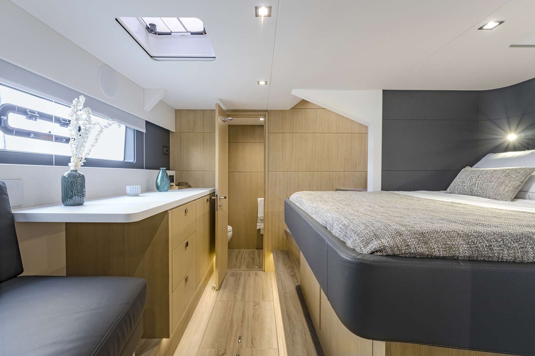 MYMLAN II exterior — luxury yacht charter