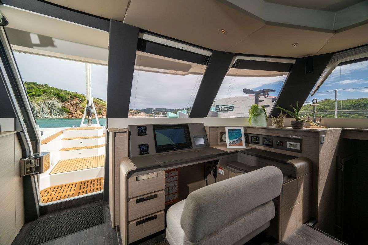 LYRA exterior — luxury yacht charter