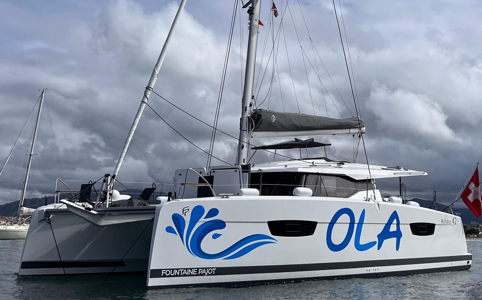 ELBA 45 — bareboat catamaran charter photo 2