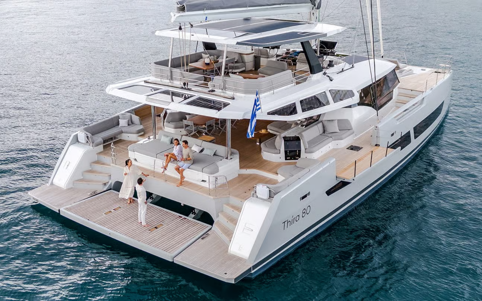 MAGIC MOMENTS — yacht for charter in the Grenadines MAGIC MOMENTS — crewed catamaran for charter in St Vincent & The Grenadines
