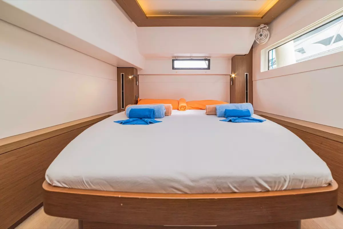 LAGOON 46 — bareboat catamaran charter photo 13