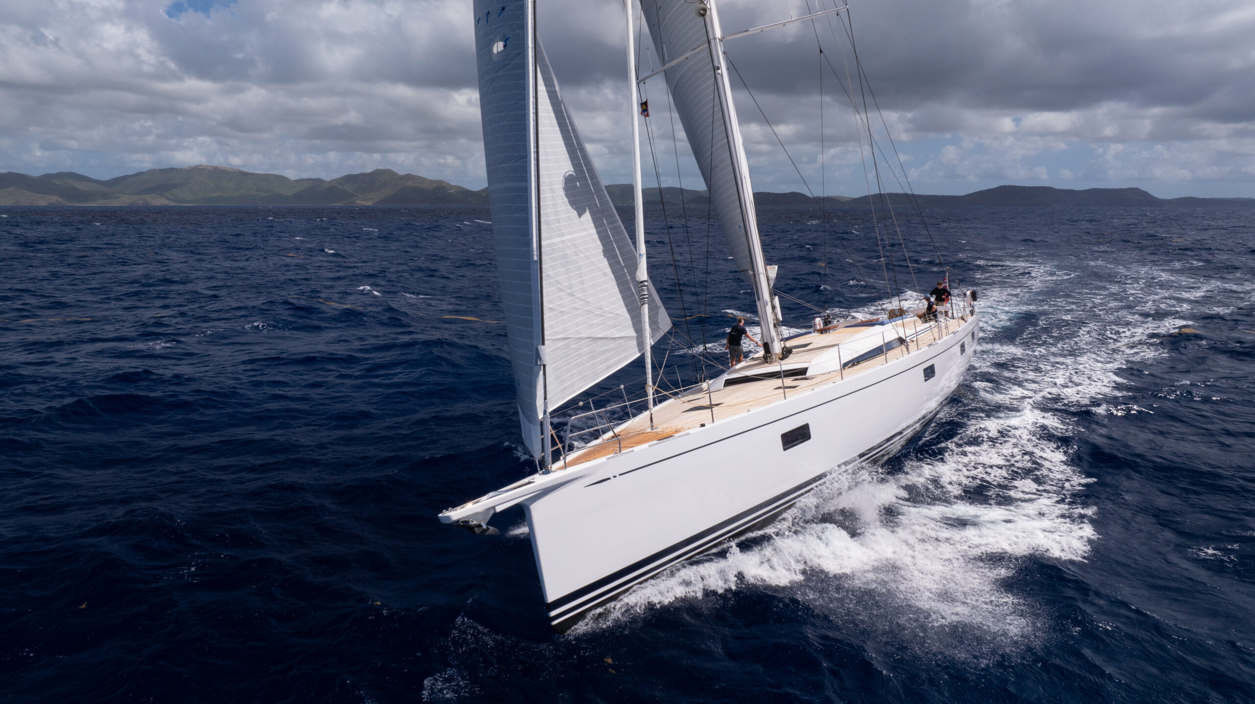 OPTIMIST — yacht for charter in the Grenadines OPTIMIST — crewed monohull for charter in St Vincent & The Grenadines