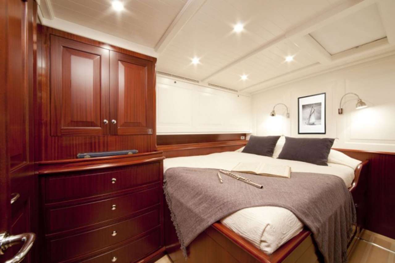 Aurelius - 111 ft exterior — luxury yacht charter