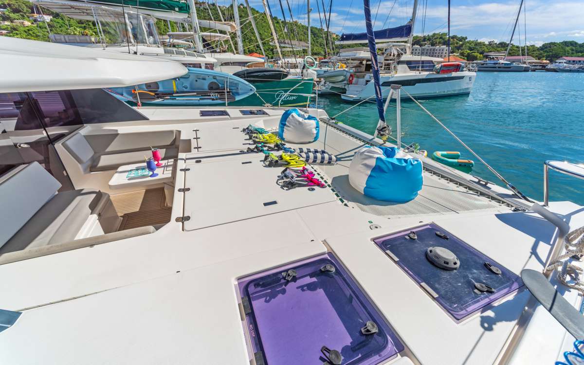 Sea Dancer - Leopard 45