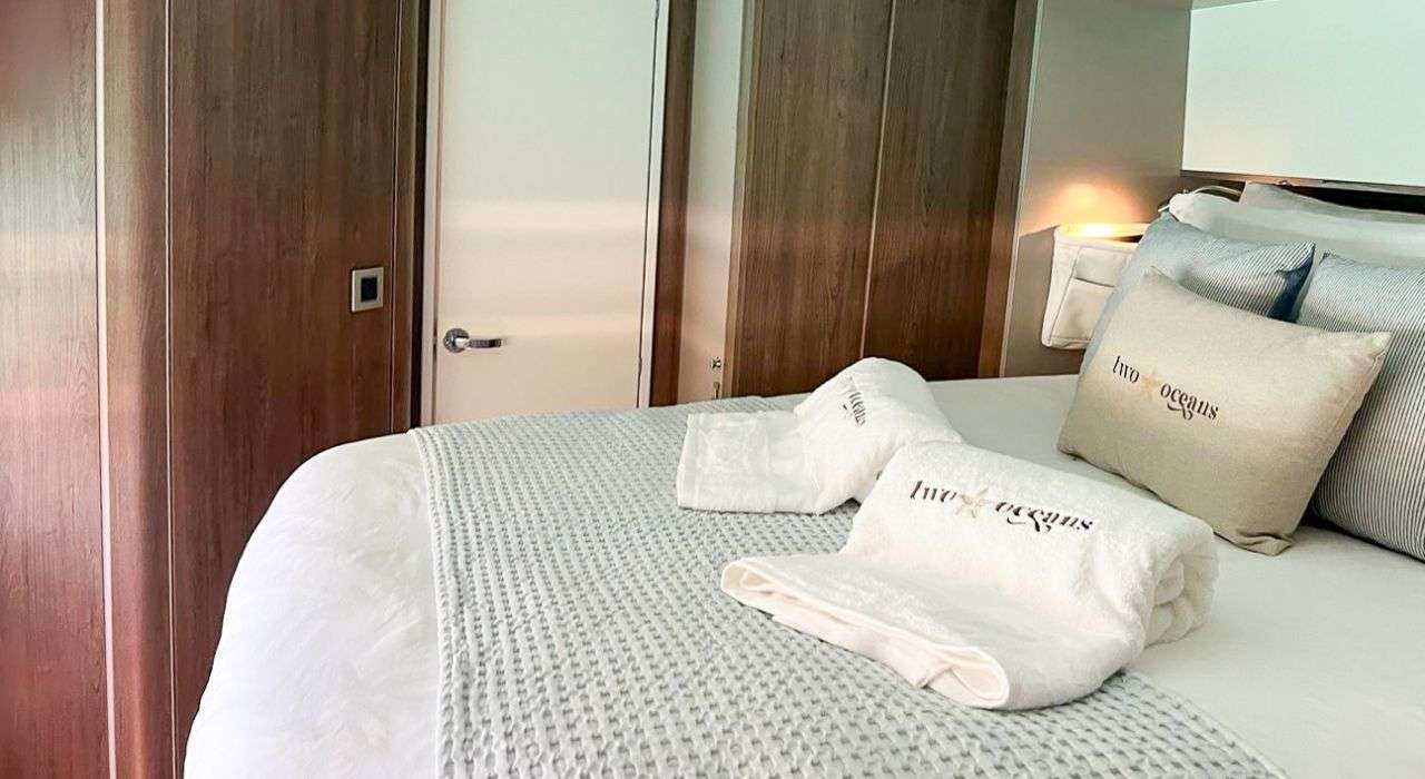 TWO OCEANS exterior — luxury yacht charter