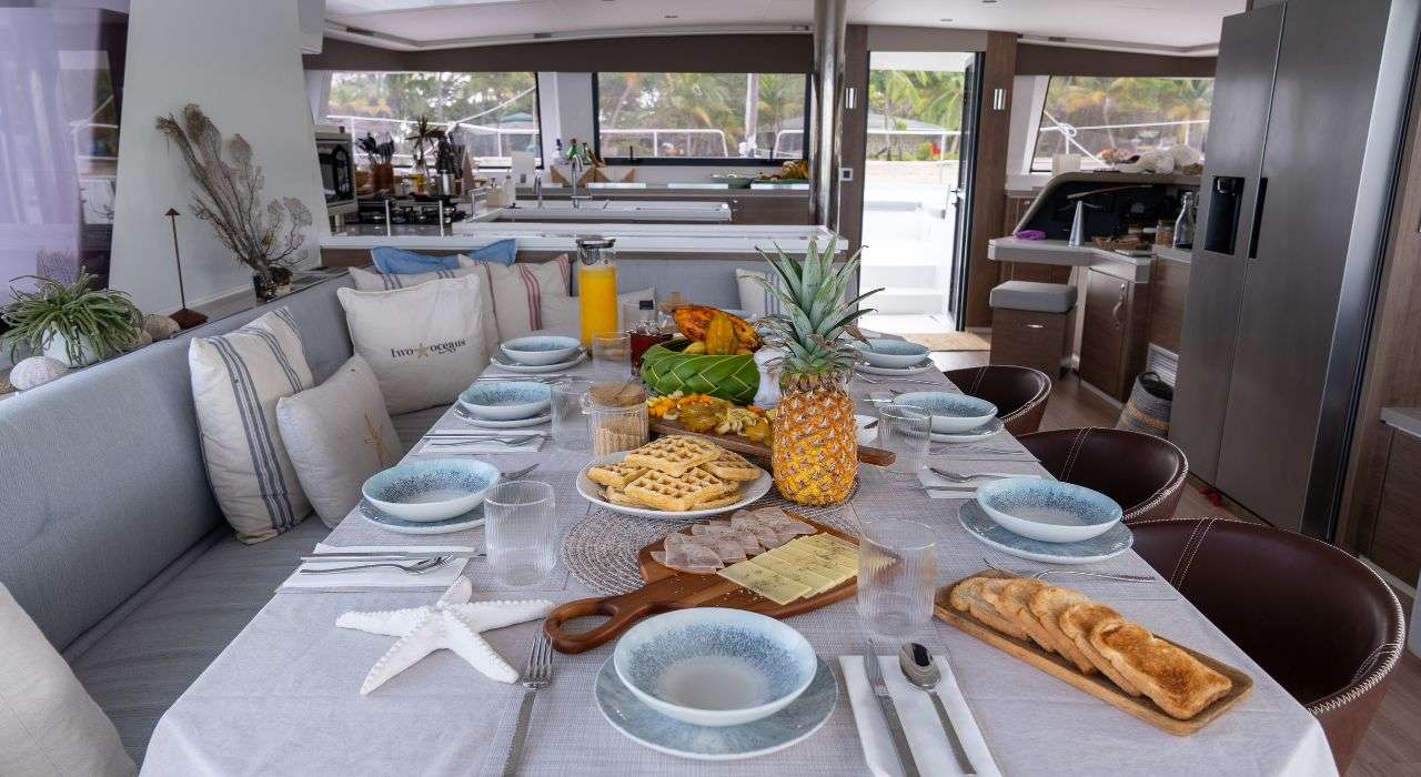 TWO OCEANS exterior — luxury yacht charter