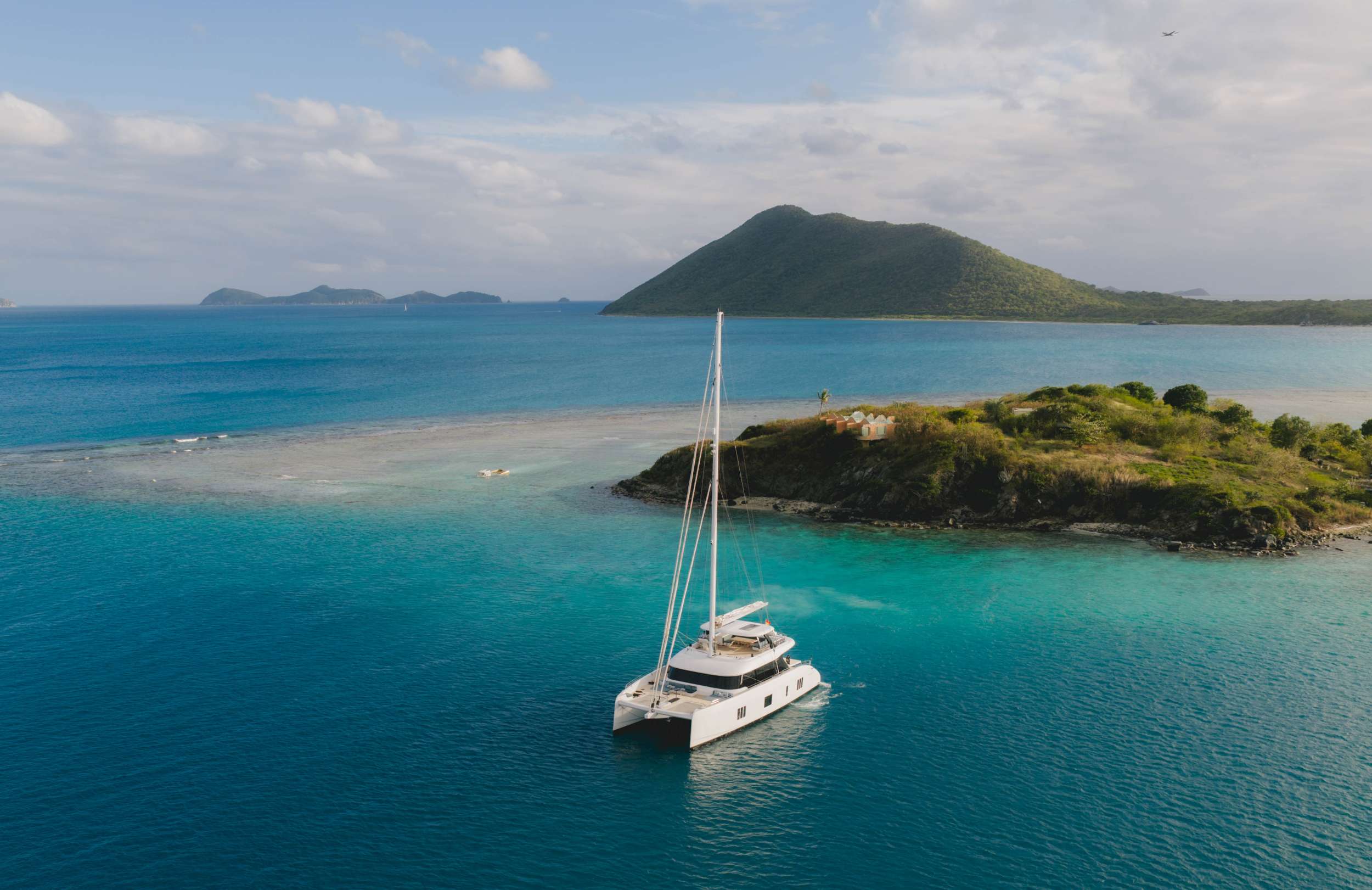 ENTRE4 exterior — luxury yacht charter