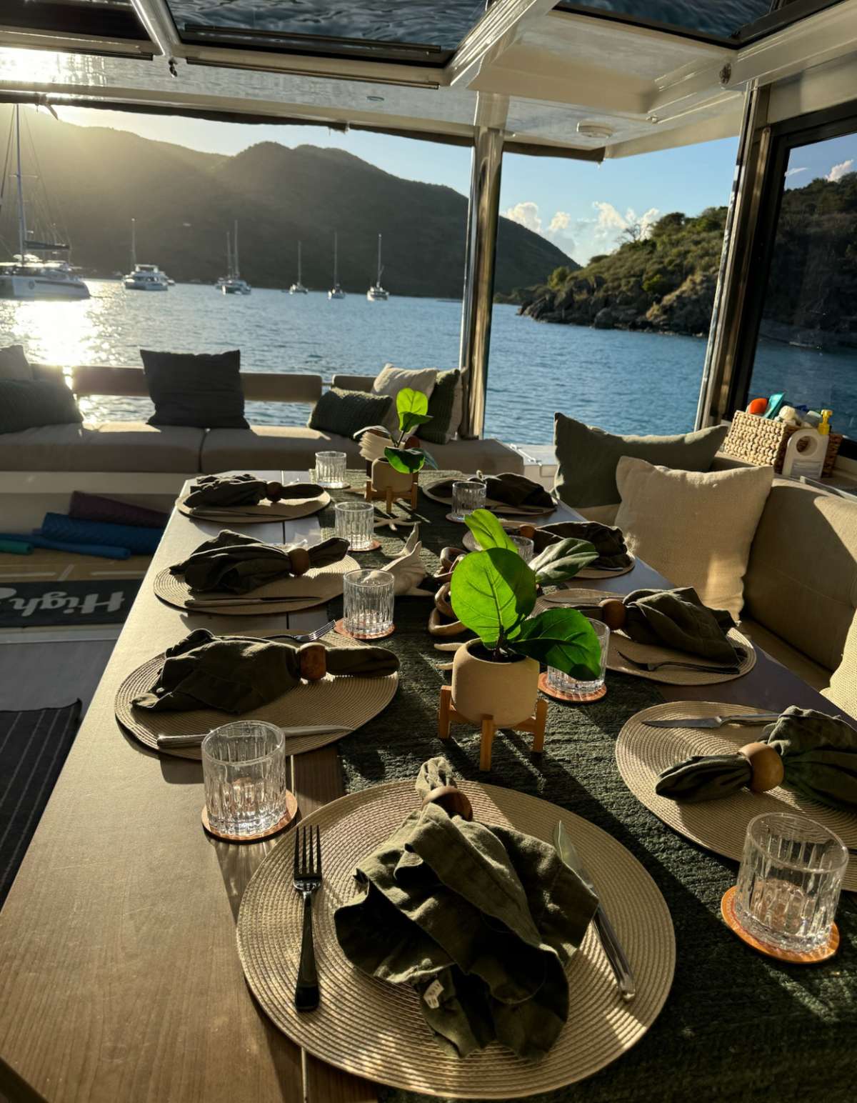 HIGH 5 exterior — luxury yacht charter