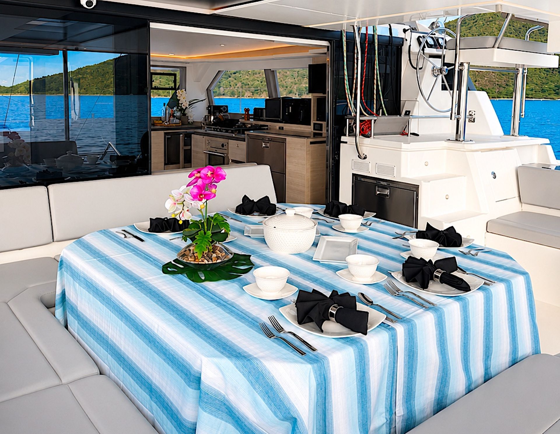 RESILIENCE exterior — luxury yacht charter
