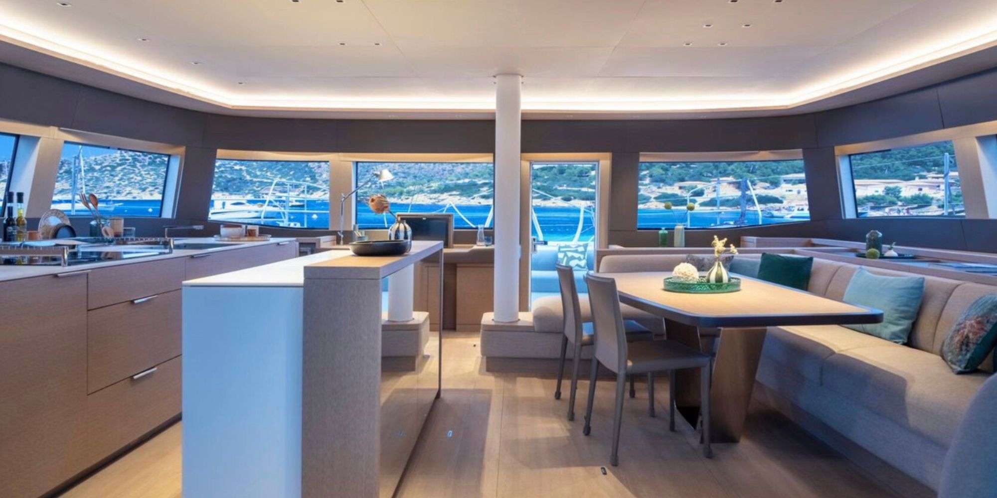LADY ROSE exterior — luxury yacht charter