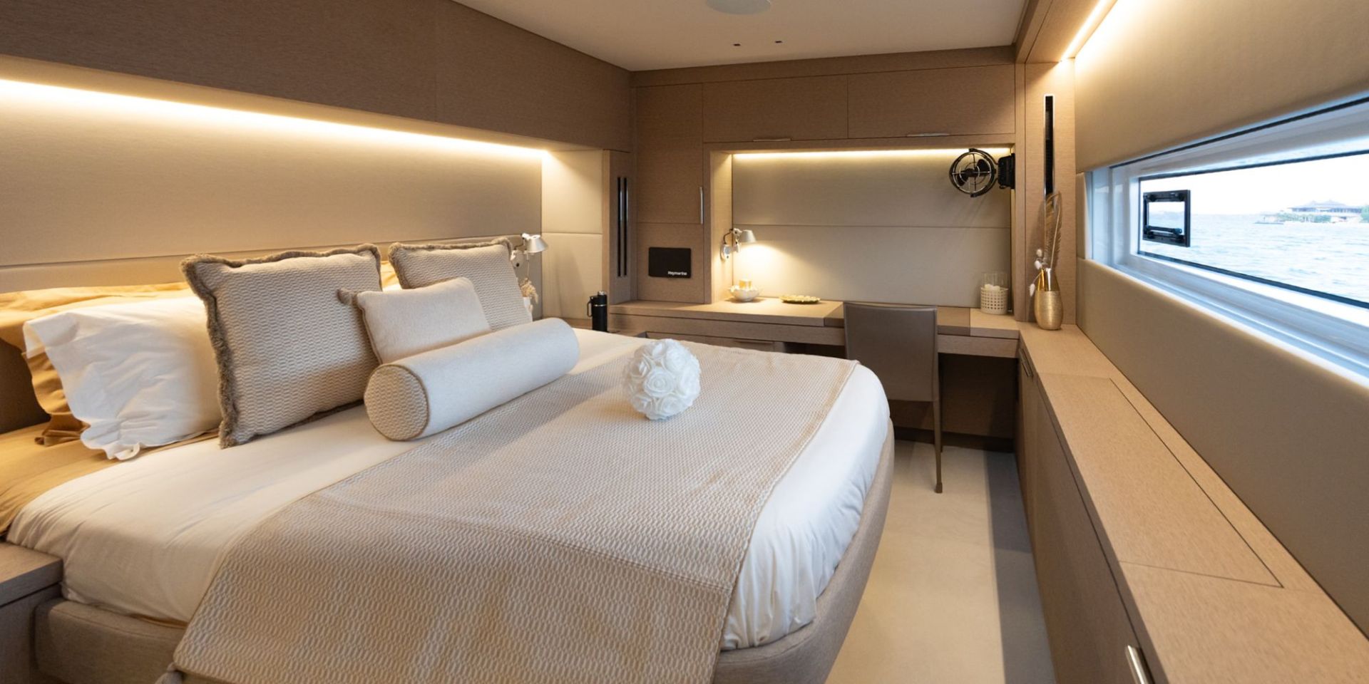 LADY ROSE exterior — luxury yacht charter