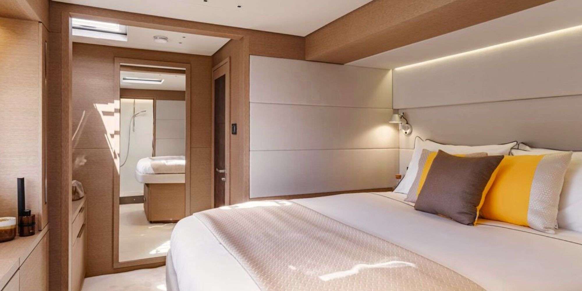 LADY ROSE exterior — luxury yacht charter