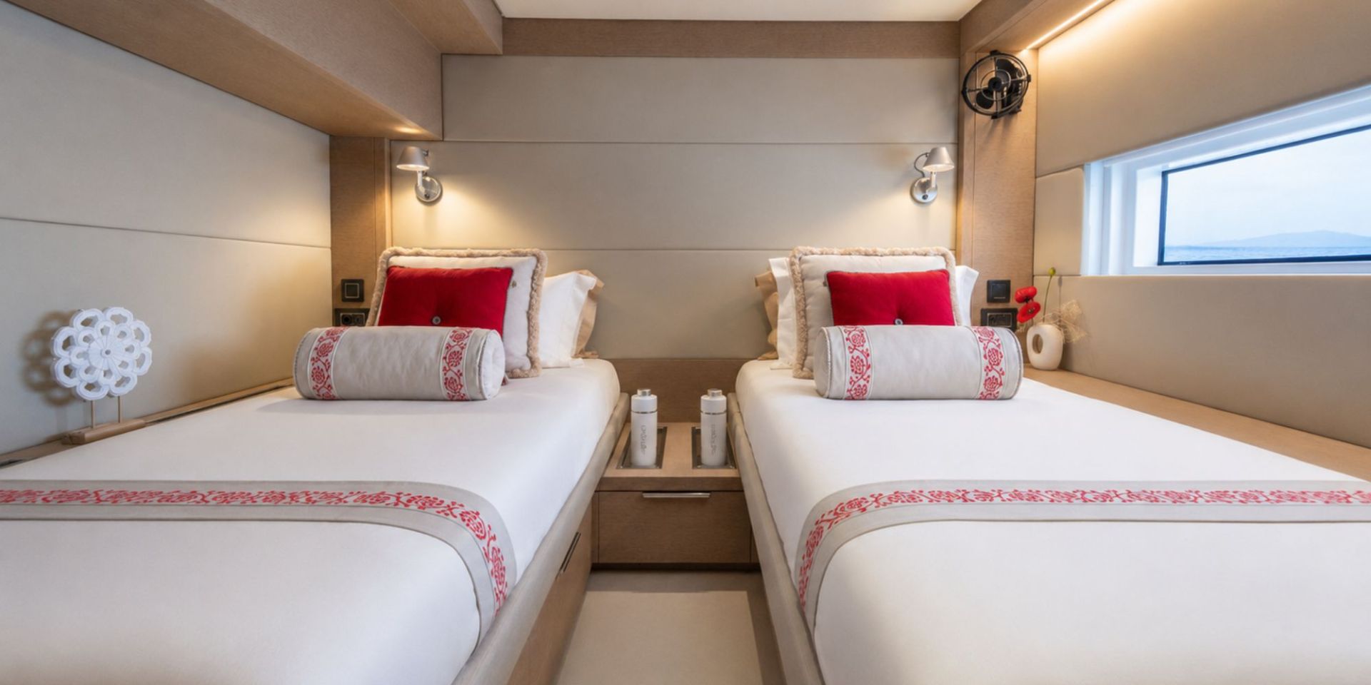 LADY ROSE exterior — luxury yacht charter