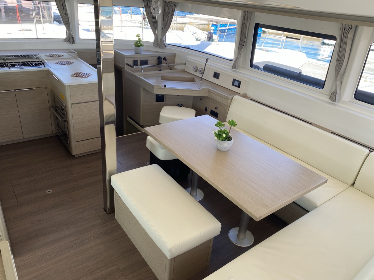 HERCULES — bareboat catamaran charter photo 14
