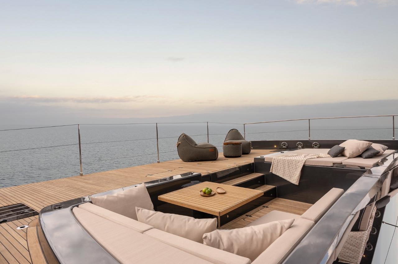 DOUBLE HAPPINESS exterior — luxury yacht charter