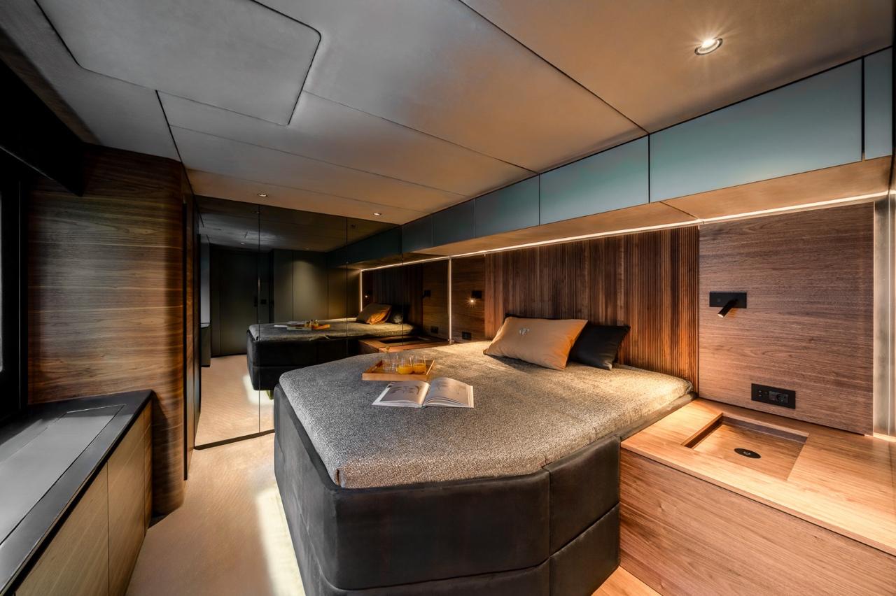 DOUBLE HAPPINESS exterior — luxury yacht charter