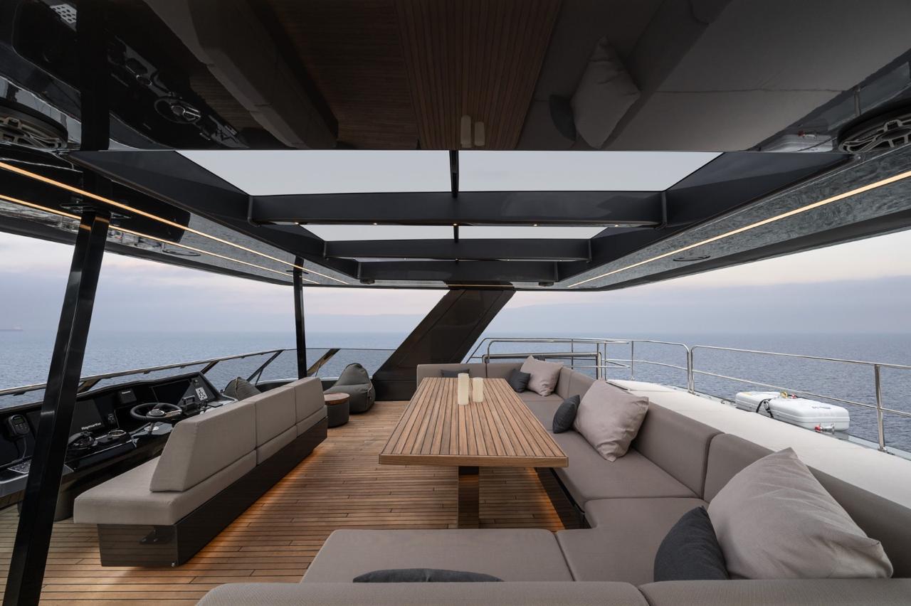 DOUBLE HAPPINESS exterior — luxury yacht charter