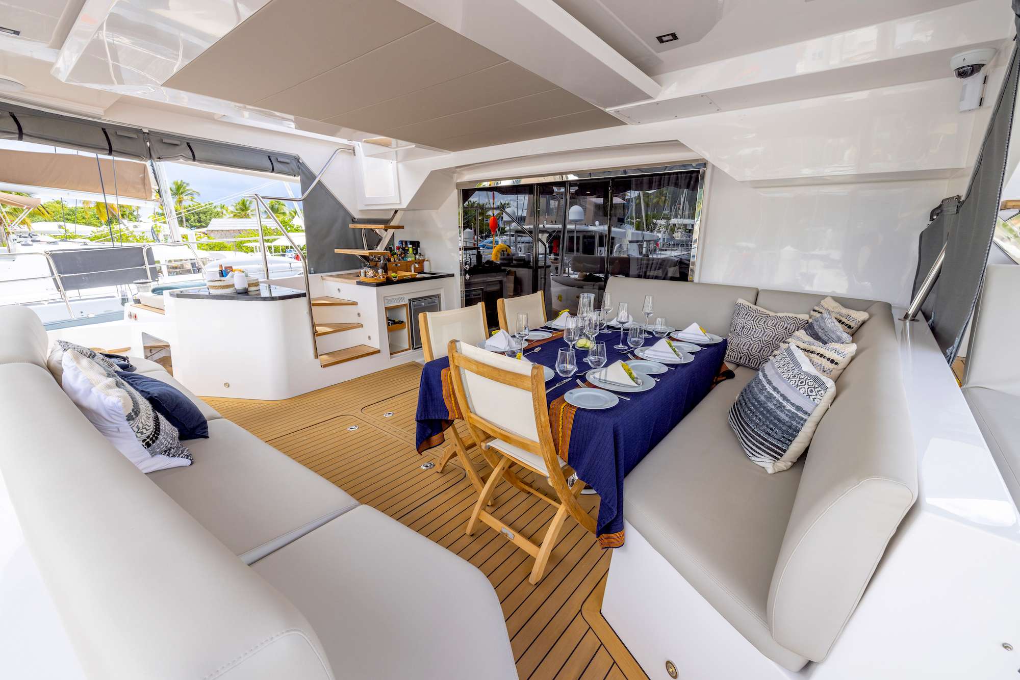 SEGUNDO VIENTO exterior — luxury yacht charter