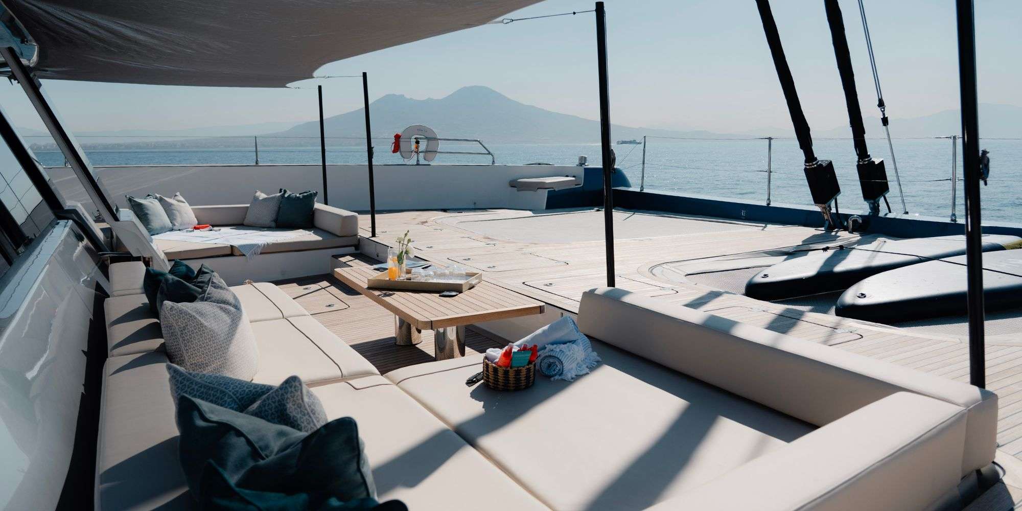 MANA KAI exterior — luxury yacht charter