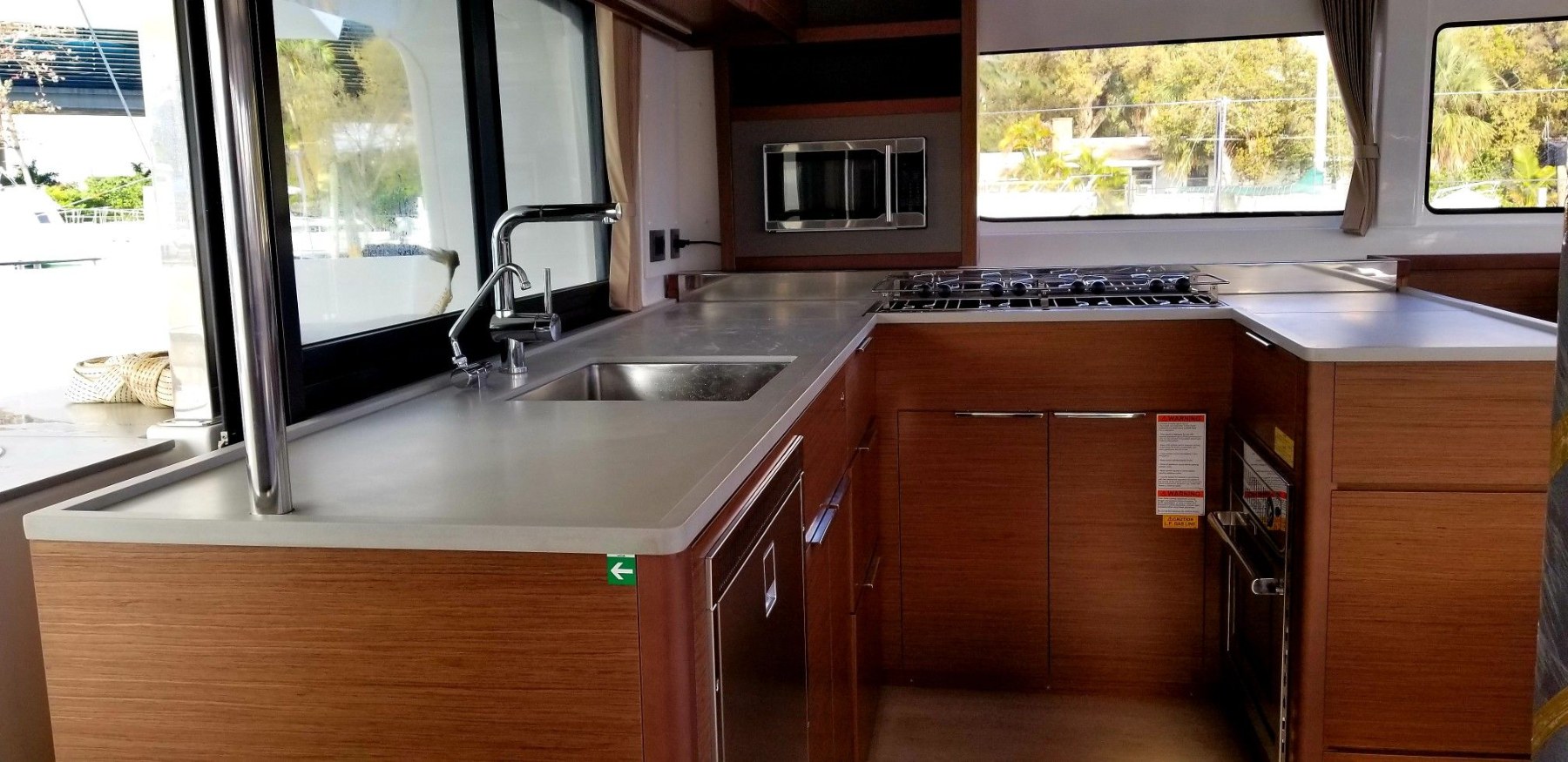 LAGOON 46 — bareboat catamaran charter photo 5