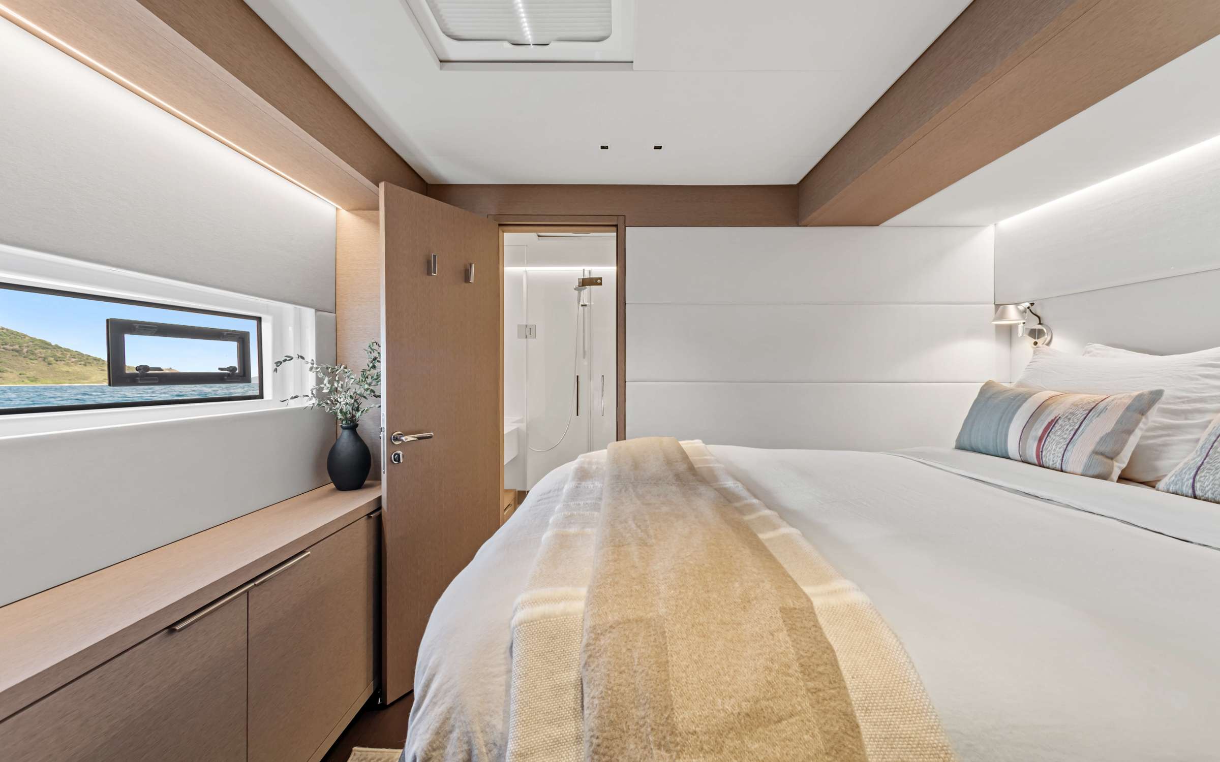 REVERIE exterior — luxury yacht charter