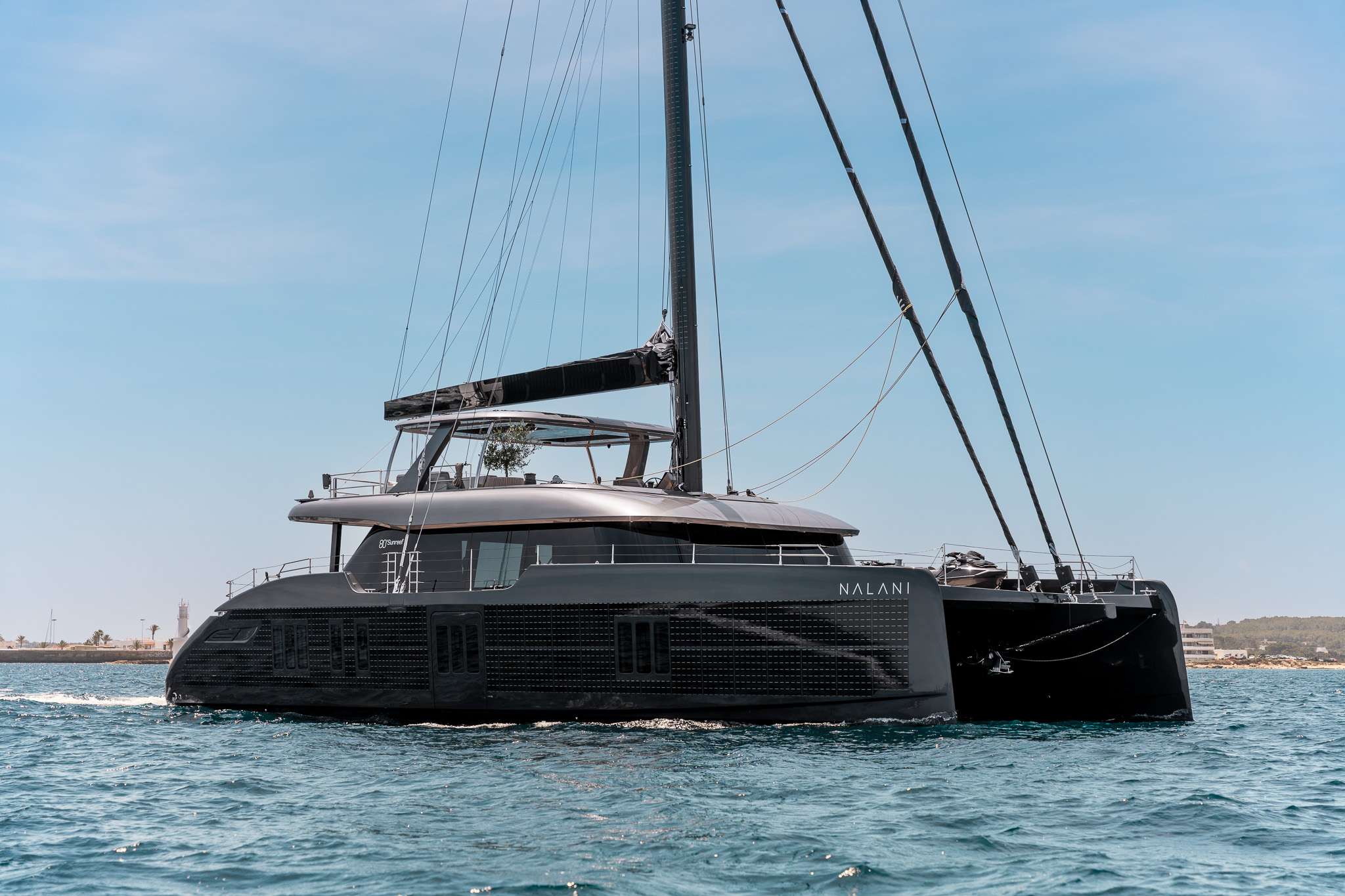 NALANI — yacht for charter in the Grenadines NALANI — crewed catamaran for charter in St Vincent & The Grenadines