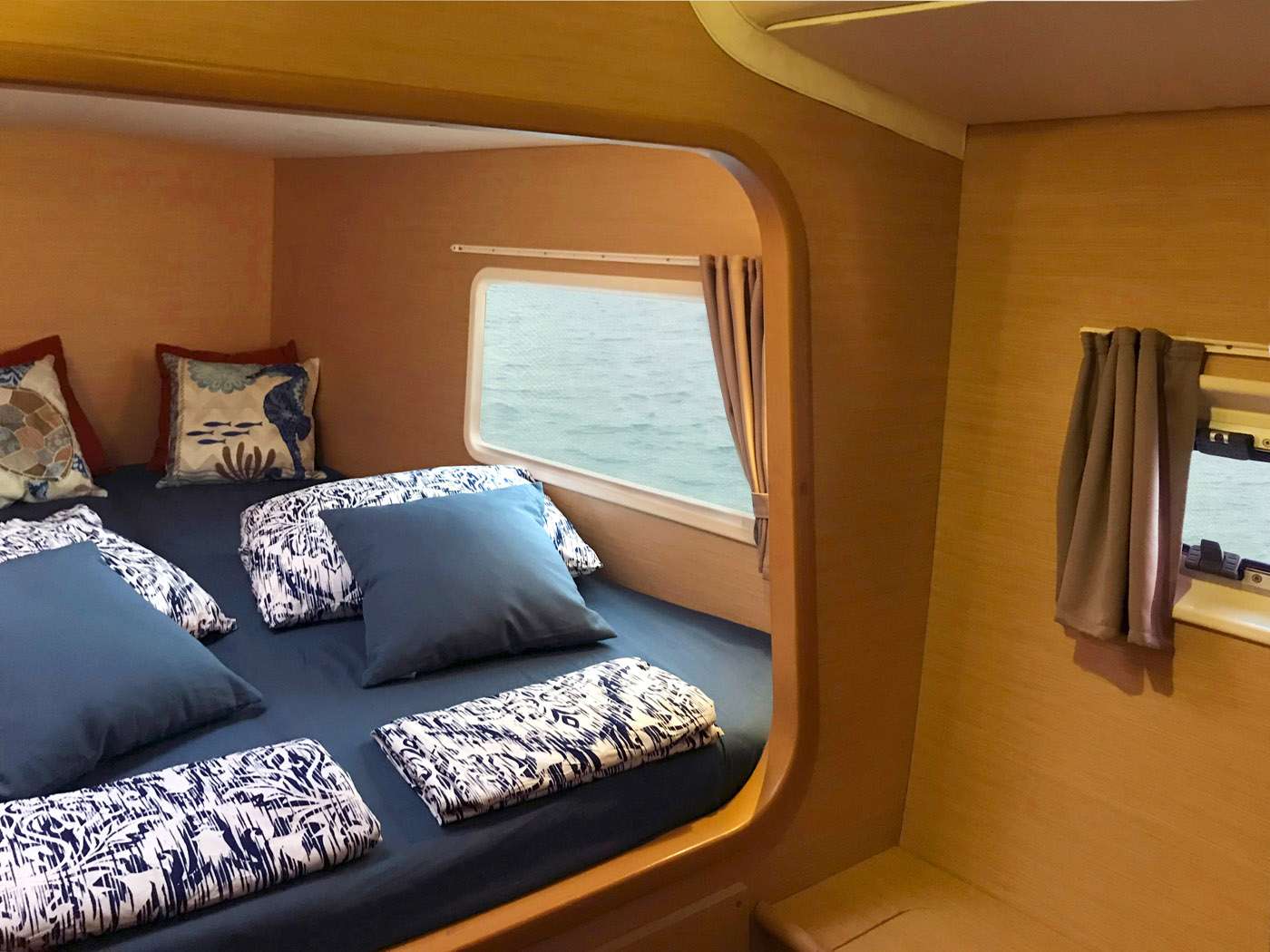 TIMAIAO 2 exterior — luxury yacht charter