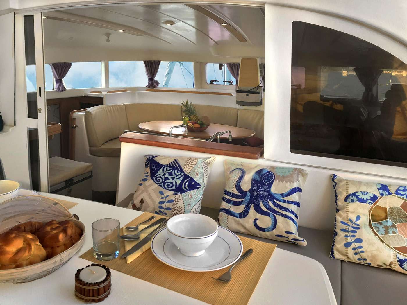 TIMAIAO 2 exterior — luxury yacht charter