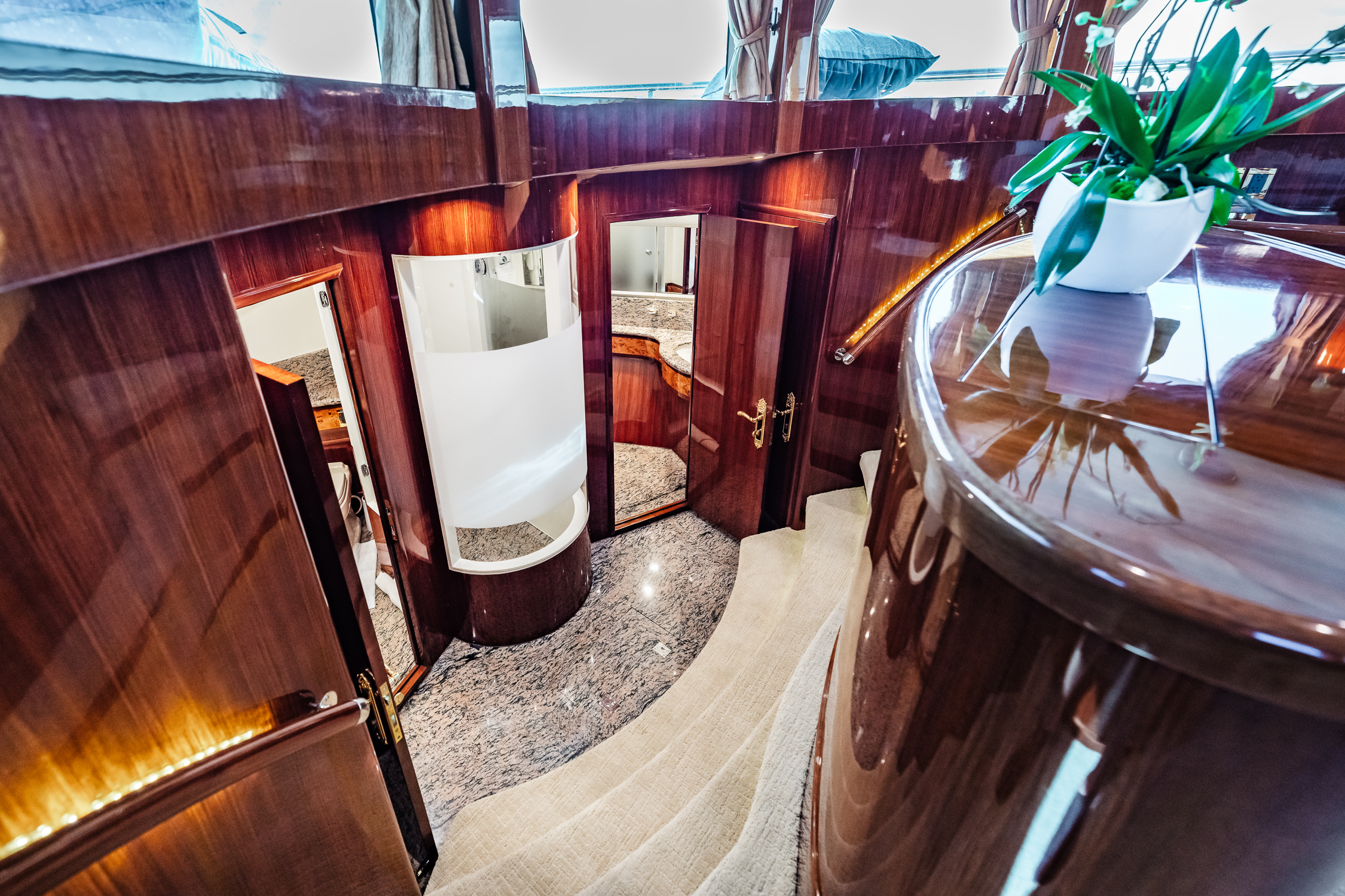 SOUTHERN BELLE exterior — luxury yacht charter