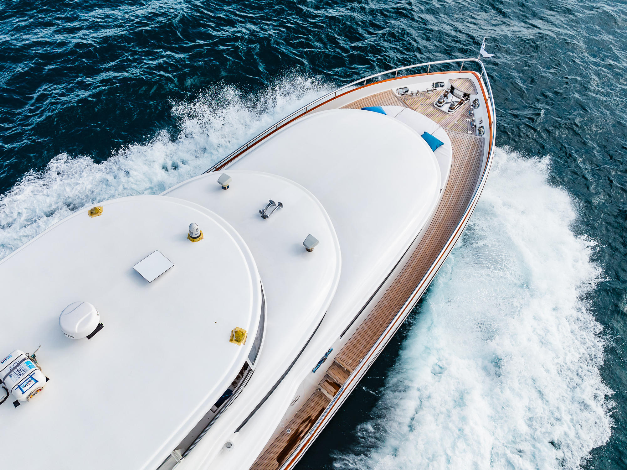 SOUTHERN BELLE — yacht for charter in the Grenadines SOUTHERN BELLE — crewed power for charter in St Vincent & The Grenadines