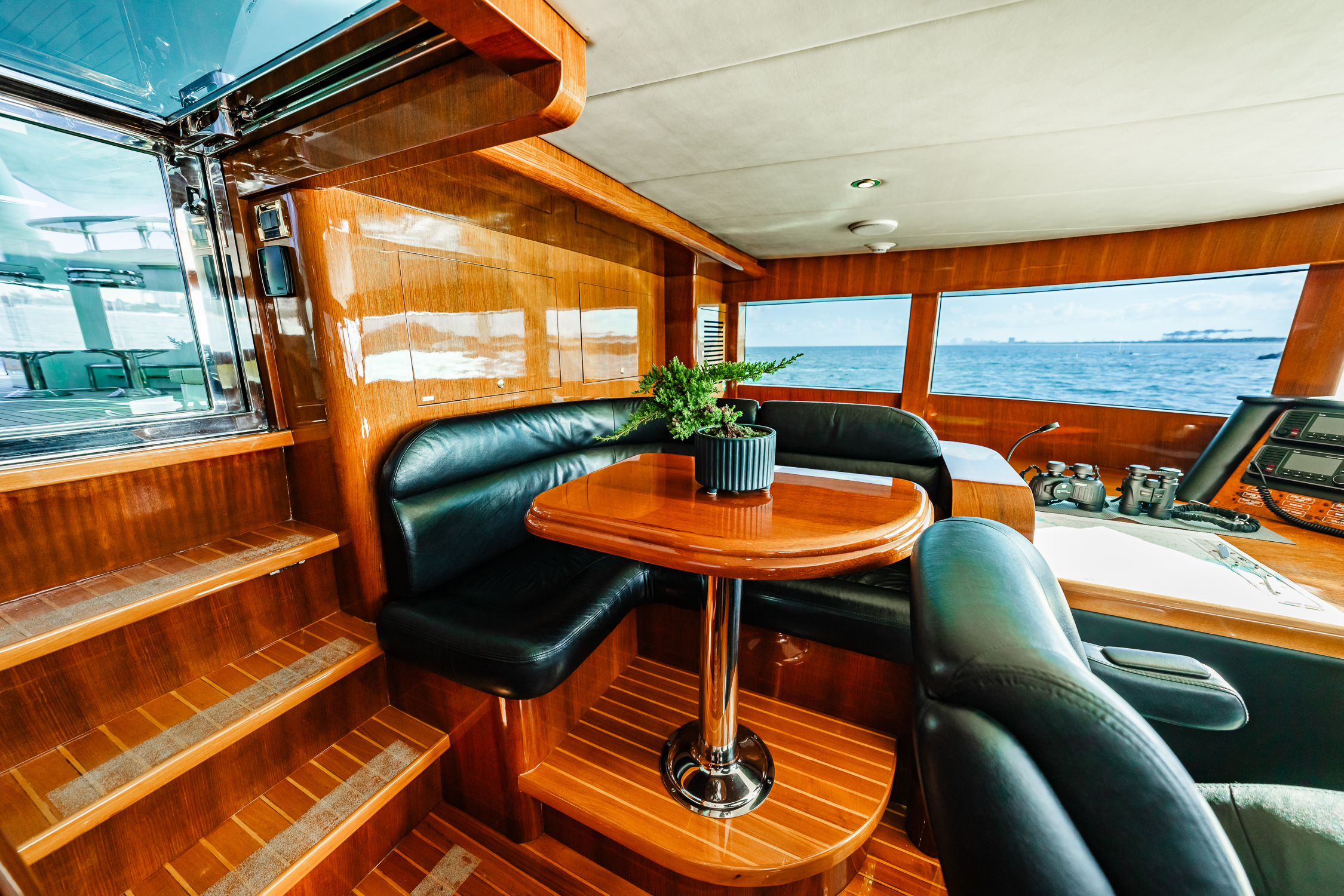 SOUTHERN BELLE exterior — luxury yacht charter