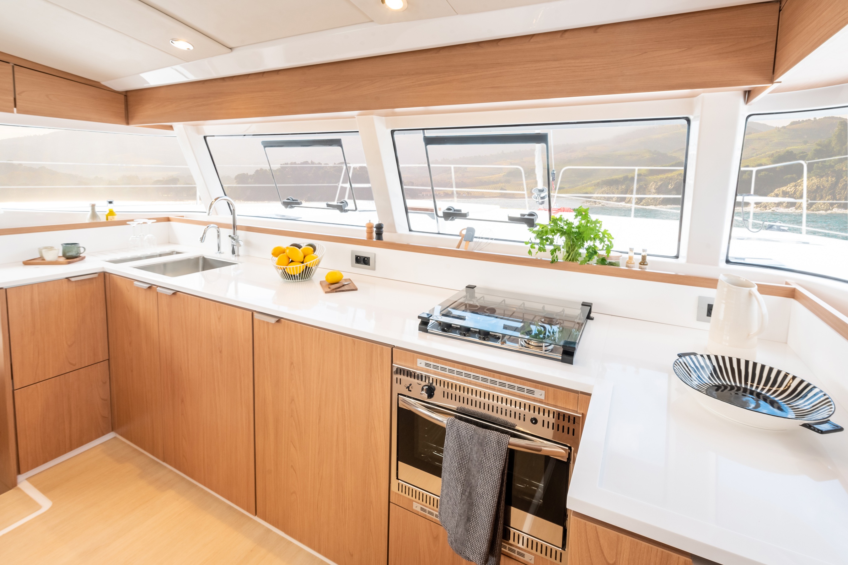Bali Catsmart 39 — bareboat catamaran charter photo 4