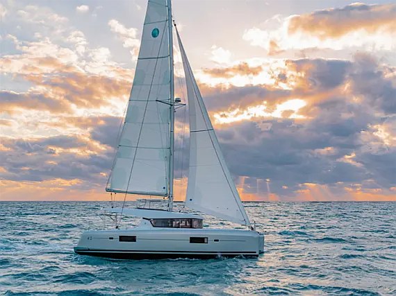 LAGOON 42 — bareboat catamaran charter photo 2