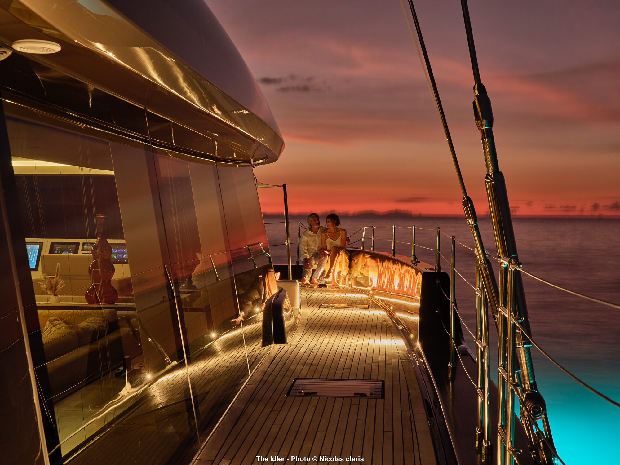 THE IDLER — yacht for charter in the Grenadines THE IDLER — crewed catamaran for charter in St Vincent & The Grenadines