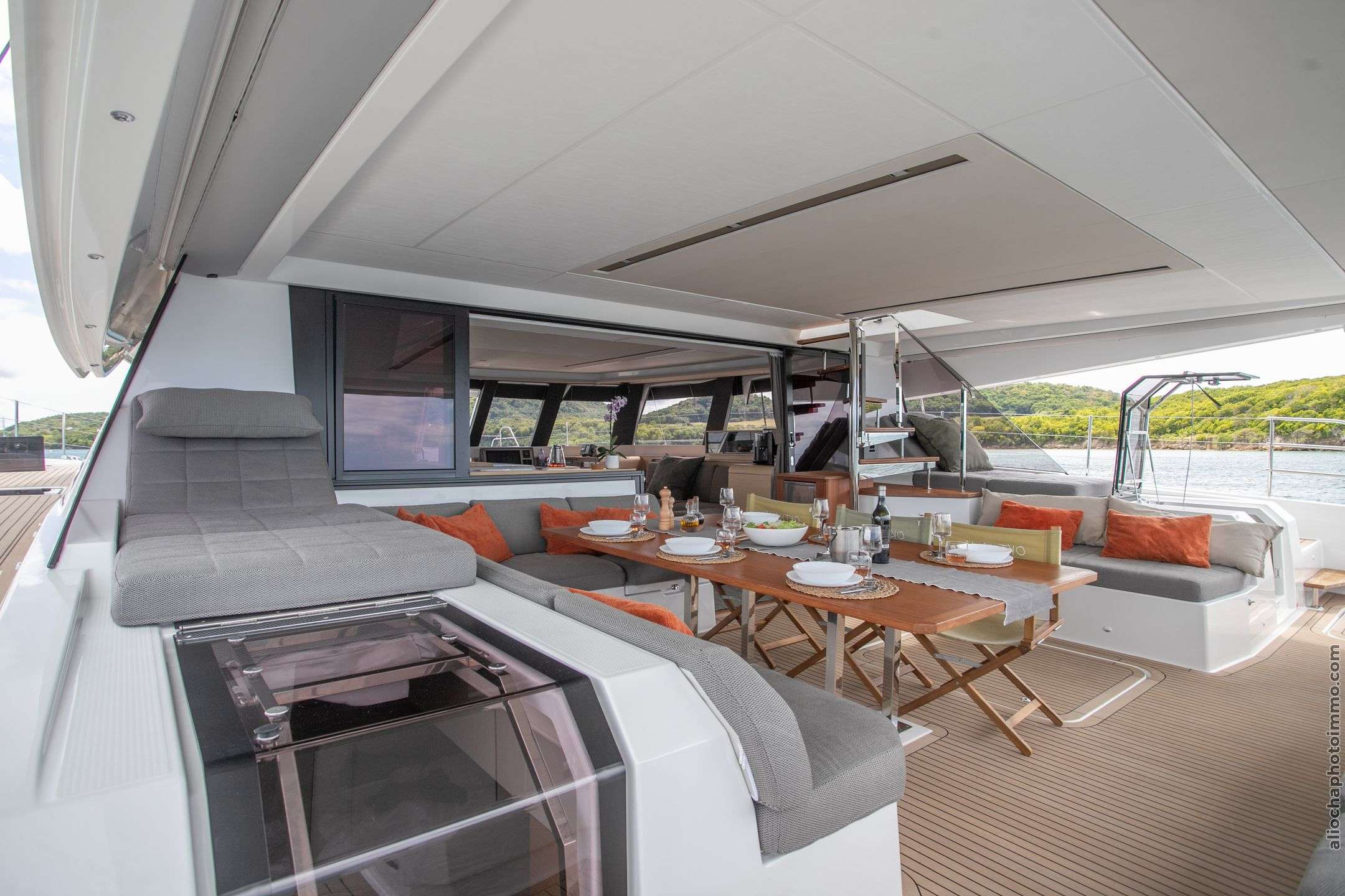 Okinawa - Fountaine Pajot 59