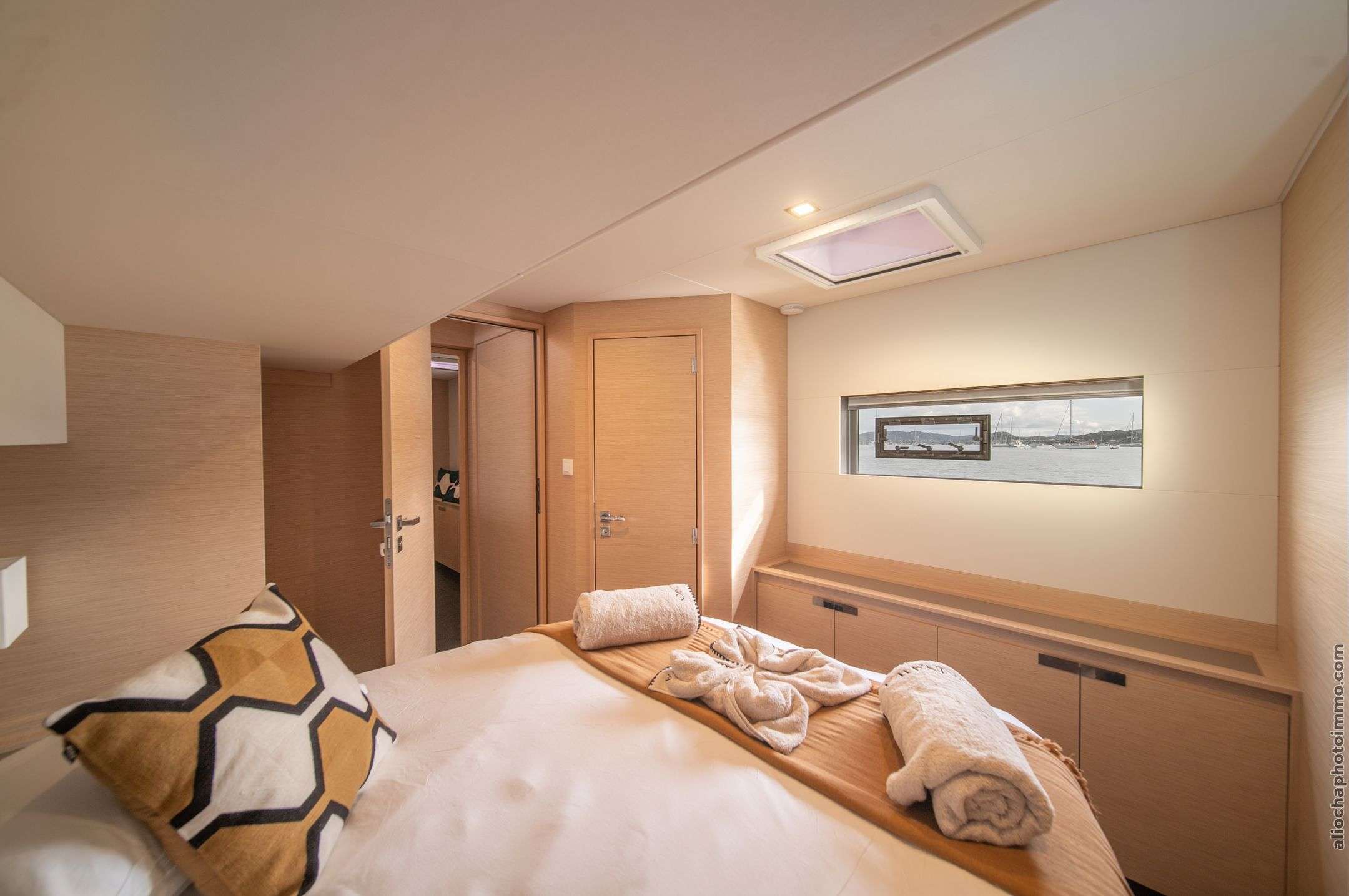 Okinawa - Fountaine Pajot 59